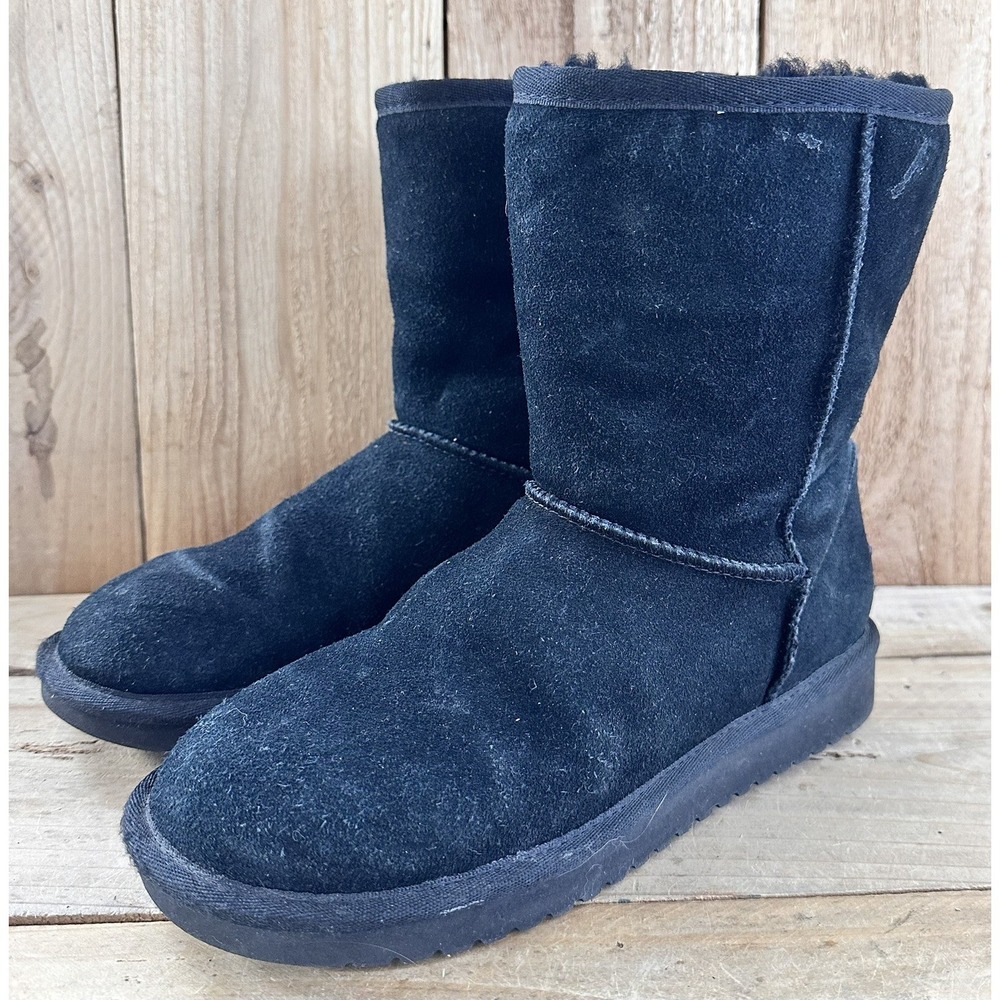 Koolaburra UGG Suede Short Boots Black Women's 6 Grunge Comfort
